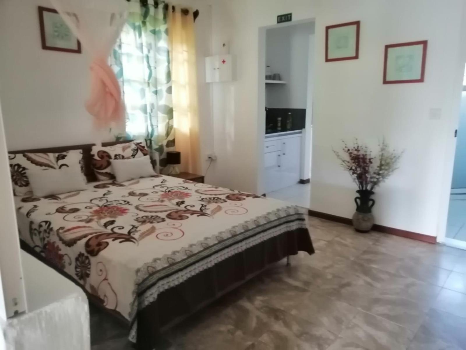 Koeuris Apartment La Gaulette Ruang foto