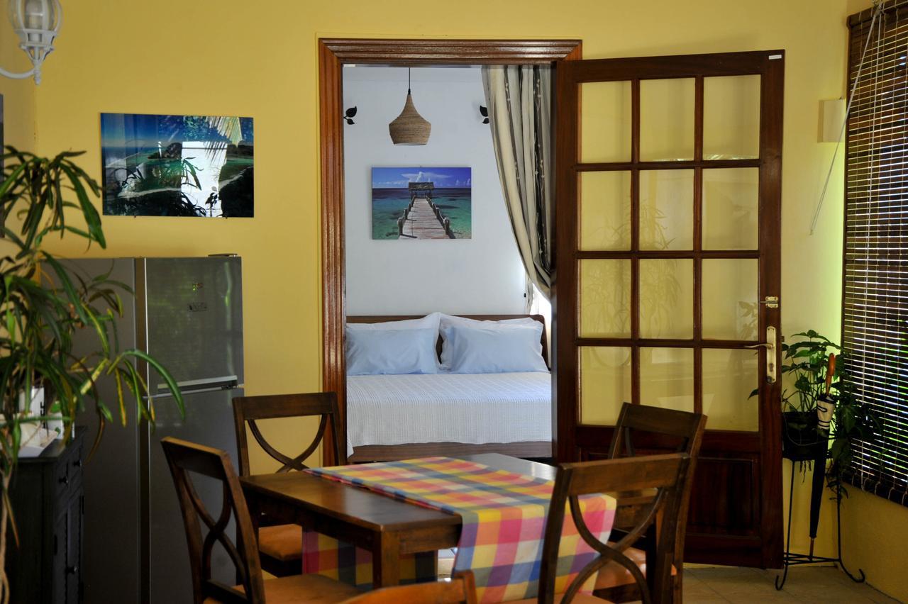 Koeuris Apartment La Gaulette Bagian luar foto