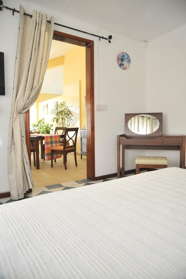 Koeuris Apartment La Gaulette Bagian luar foto